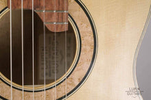 Ladda upp bild till gallerivisning, Birds eye maple classical guitar rosette