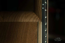 Ladda upp bild till gallerivisning, Mandola