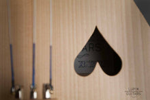 Ladda upp bild till gallerivisning, Mora Harpa