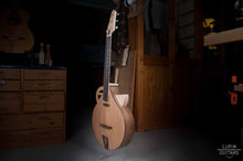 Ladda upp bild till gallerivisning, Steel string red cedar diagonal view