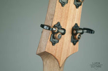 Ladda upp bild till gallerivisning, Tenor Ukulele