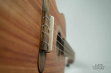 Ladda upp bild till gallerivisning, Tenor Ukulele