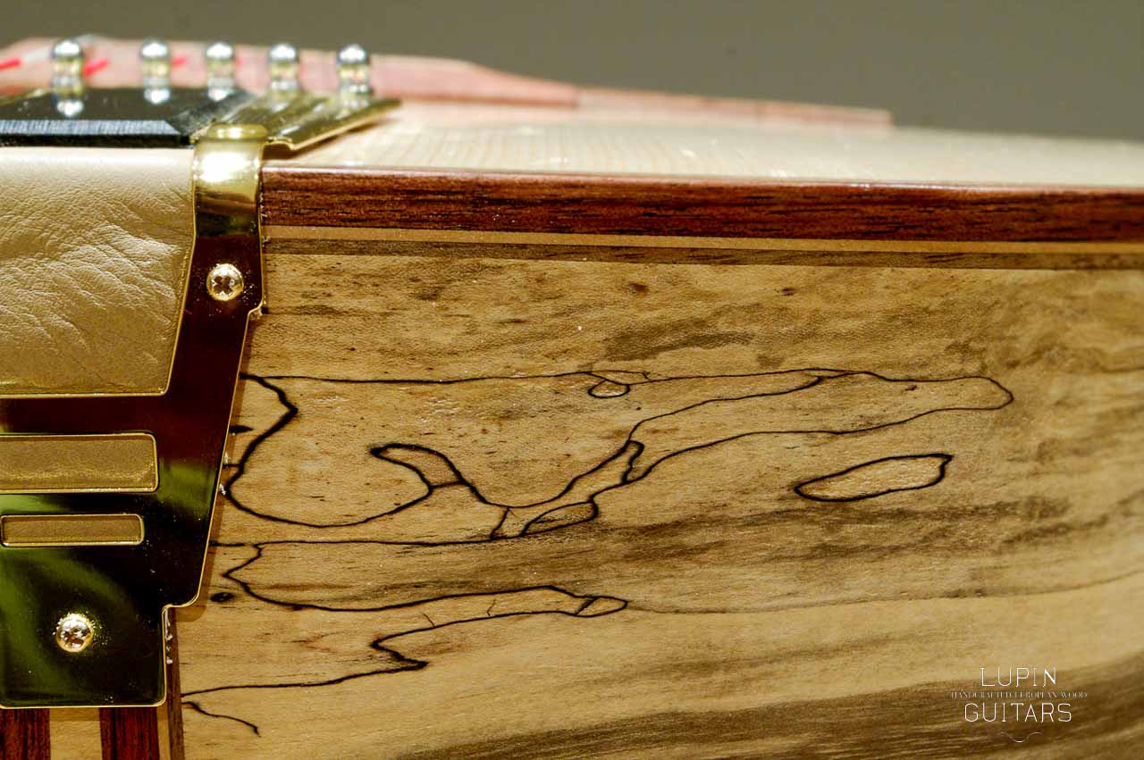 Manouche guitar