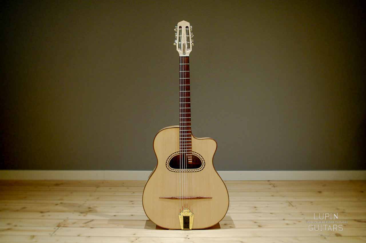 Manouche guitar top